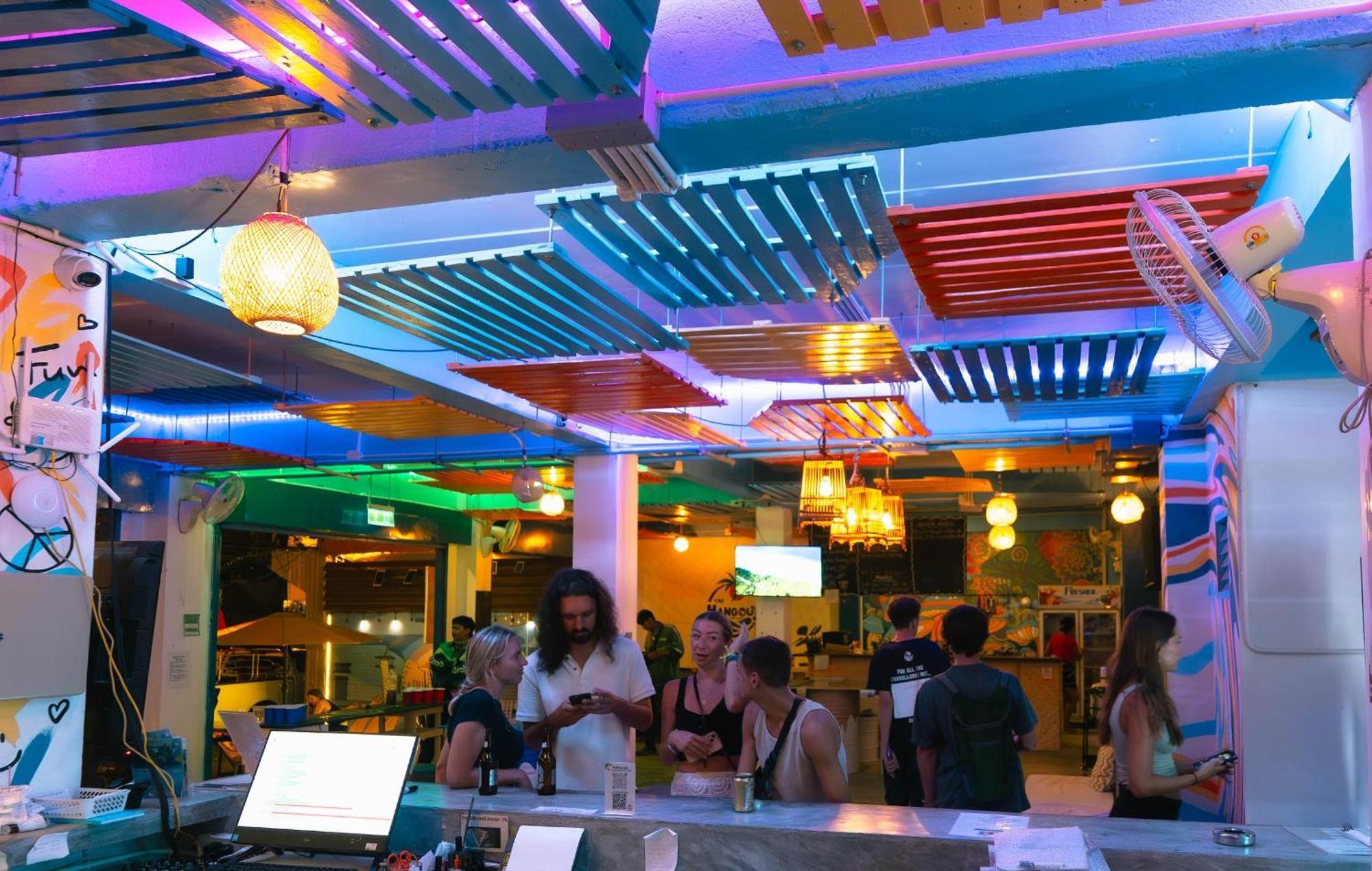 The Hangout Hostel Ao Nang Εξωτερικό φωτογραφία
