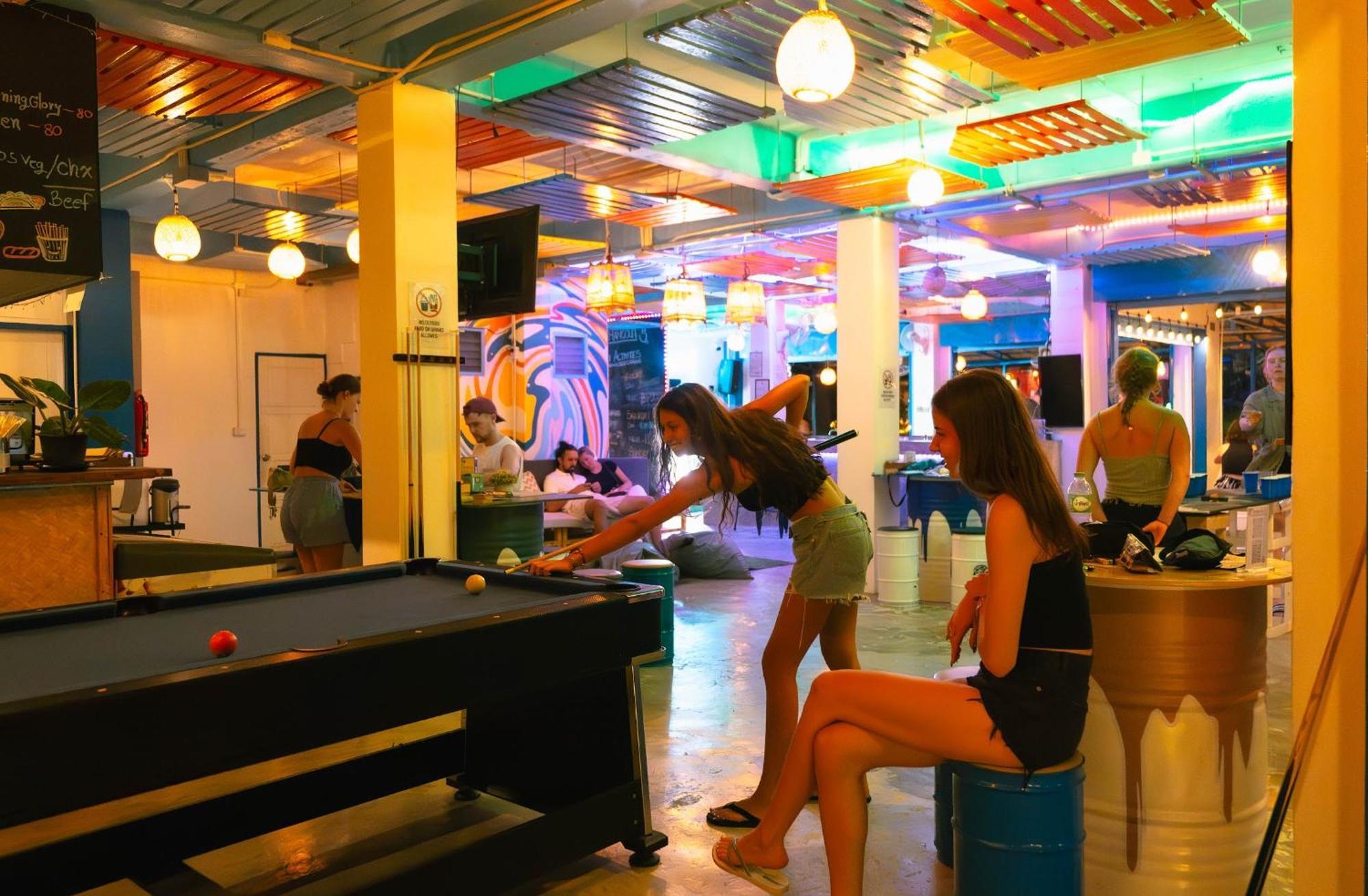 The Hangout Hostel Ao Nang Εξωτερικό φωτογραφία